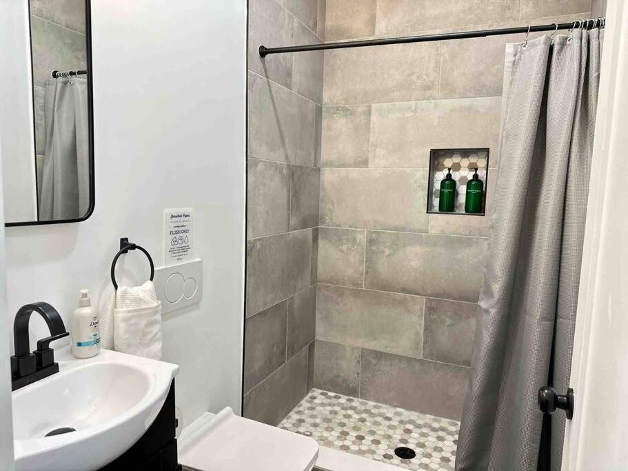 Secret Escape 20 Min From Nyc N 1 Apartment Джърси Сити Екстериор снимка